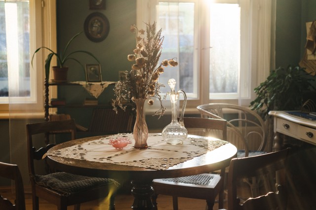 Darba istaba un ēdamistaba (Foto: Jēkabs Vilkārsis) 2025